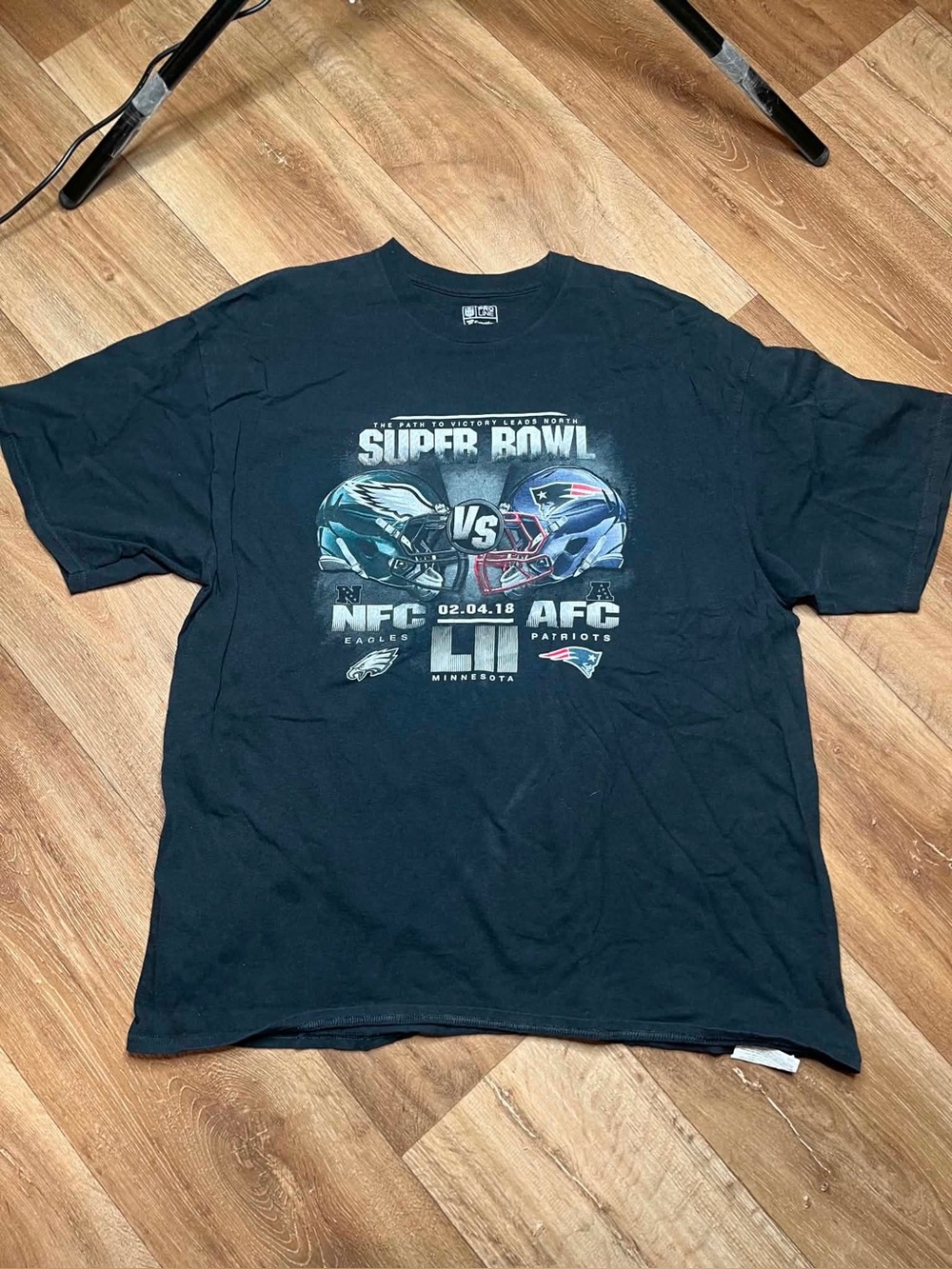 NFL Pro Line 2018 Super Bowl LII Patriots Eagles Tee Black XXL Unisex